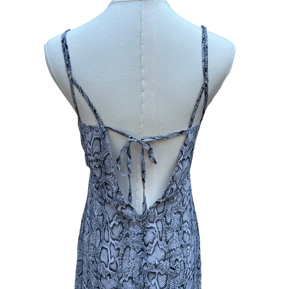 TOBI NWT Black and White Snakeskin Print Maxi Dress Size Small - Picture 10 of 15
